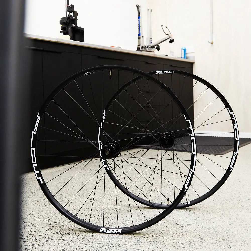 Flow Ex3 On Chris King - 29" Wheelset 1