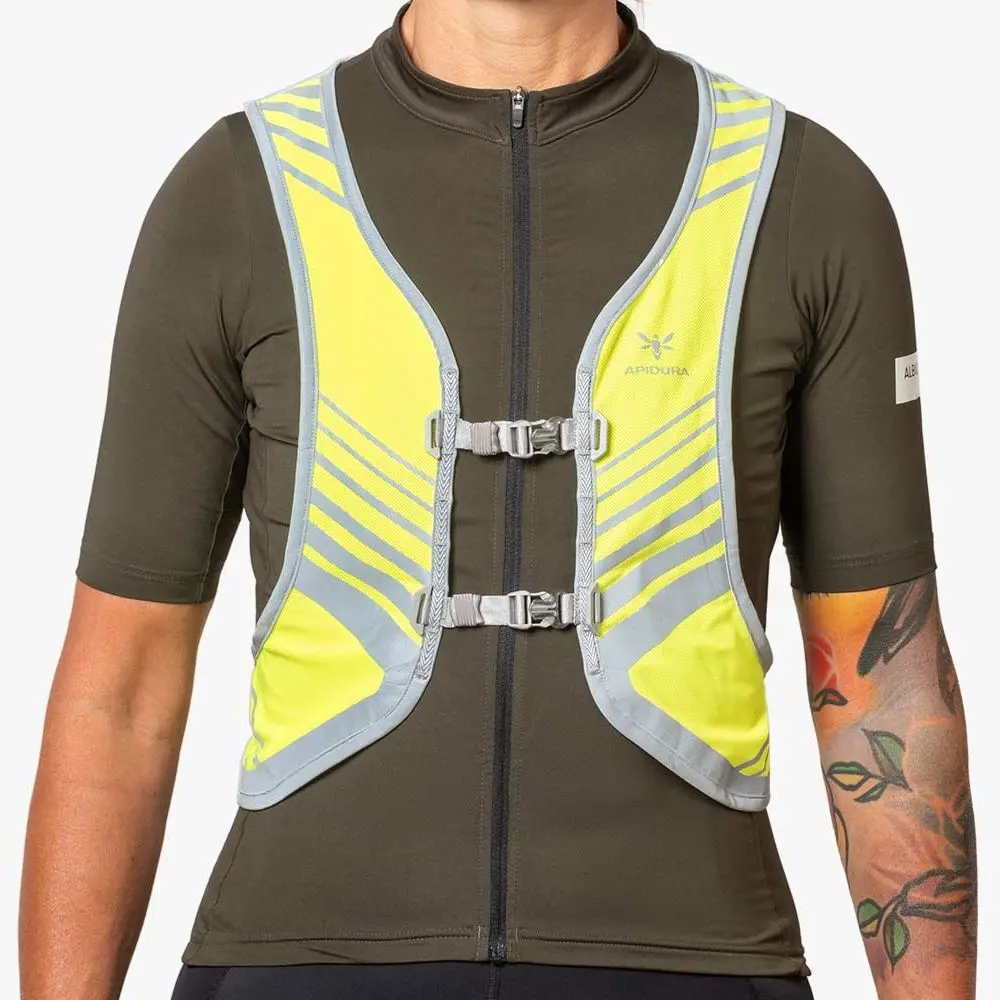 Apidura - Packable Visibility Vest 1