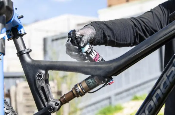 Muc-Off - Matt Finish Detailer 2