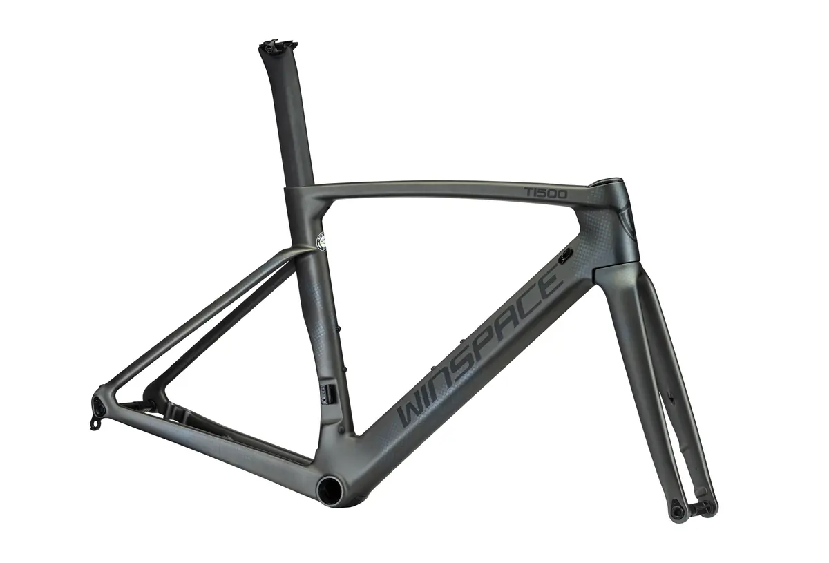 T1500 Aero Carbon Frameset 1