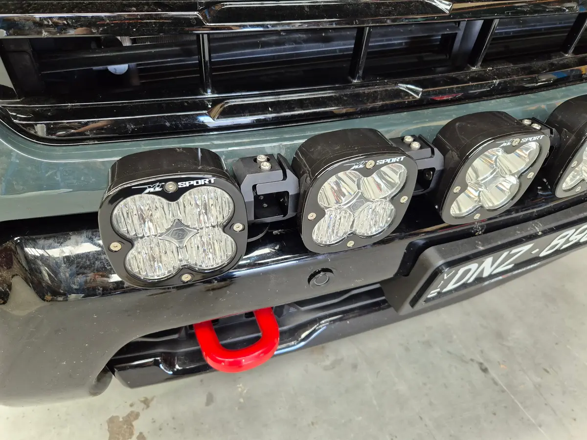2020+ Chev 2500 Xl Light Bar Bracket 1