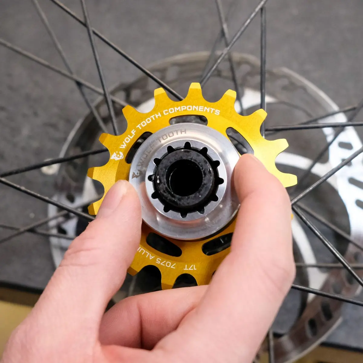 Wolf Tooth Single Speed Spacer Kit With Lockring 2
