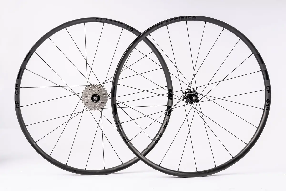 Classified Cf G30 Wheelset With Powershift Hub 1