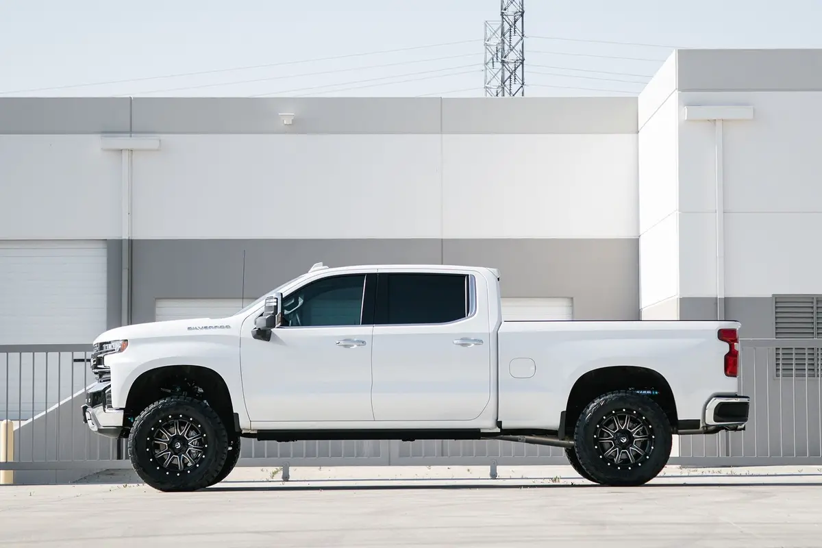 6" King Suspension 2.5" Chevrolet Silverado 1500 1