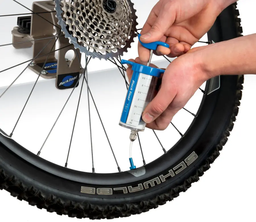 Park Tool - Tsi-1 - Tubeless Sealant Injector 2