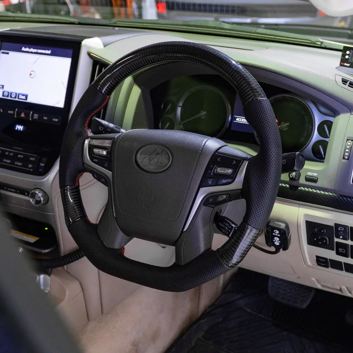Alpha Series - Carbon Steering Wheel To Suit Toyota Landcruiser 70 200 1