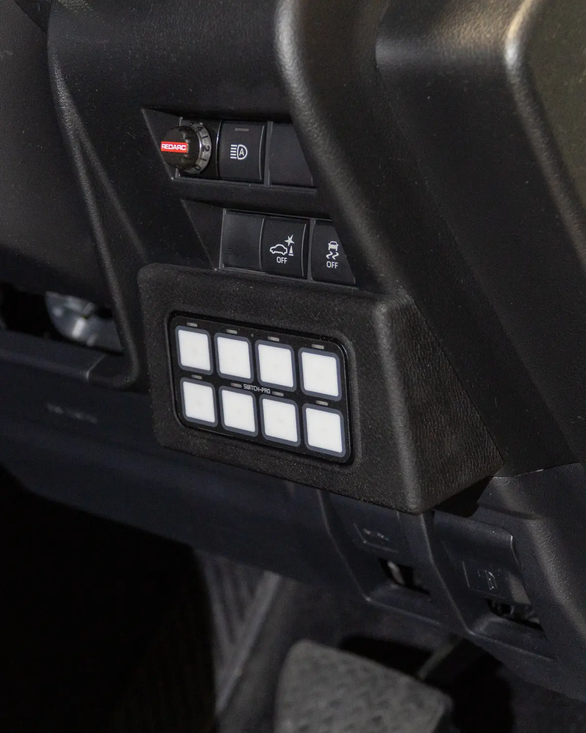Switch Panel Mount To Suit Switchpros To Suit 300 Series Landcruiser 1