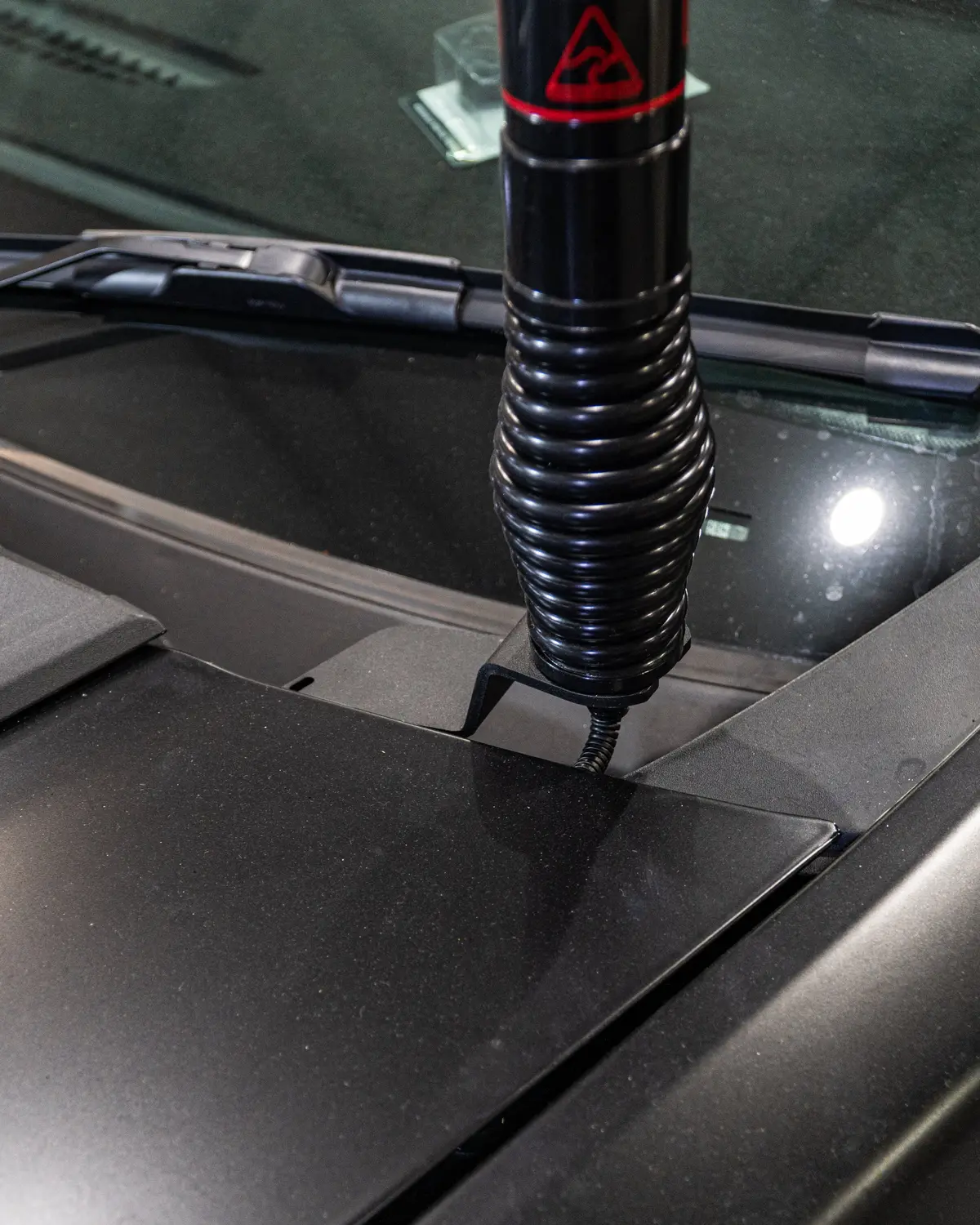 V2 Chevrolet 2500 Antenna Under Bonnet Bracket Mount 2
