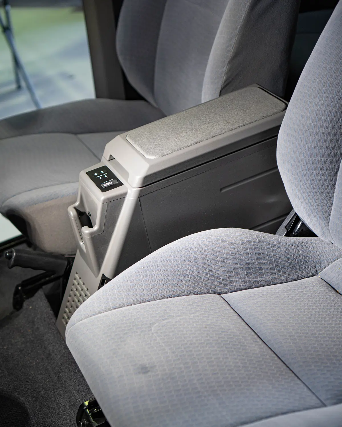 Centre Console Fridge To Suit 79 Series Landcruiser 1