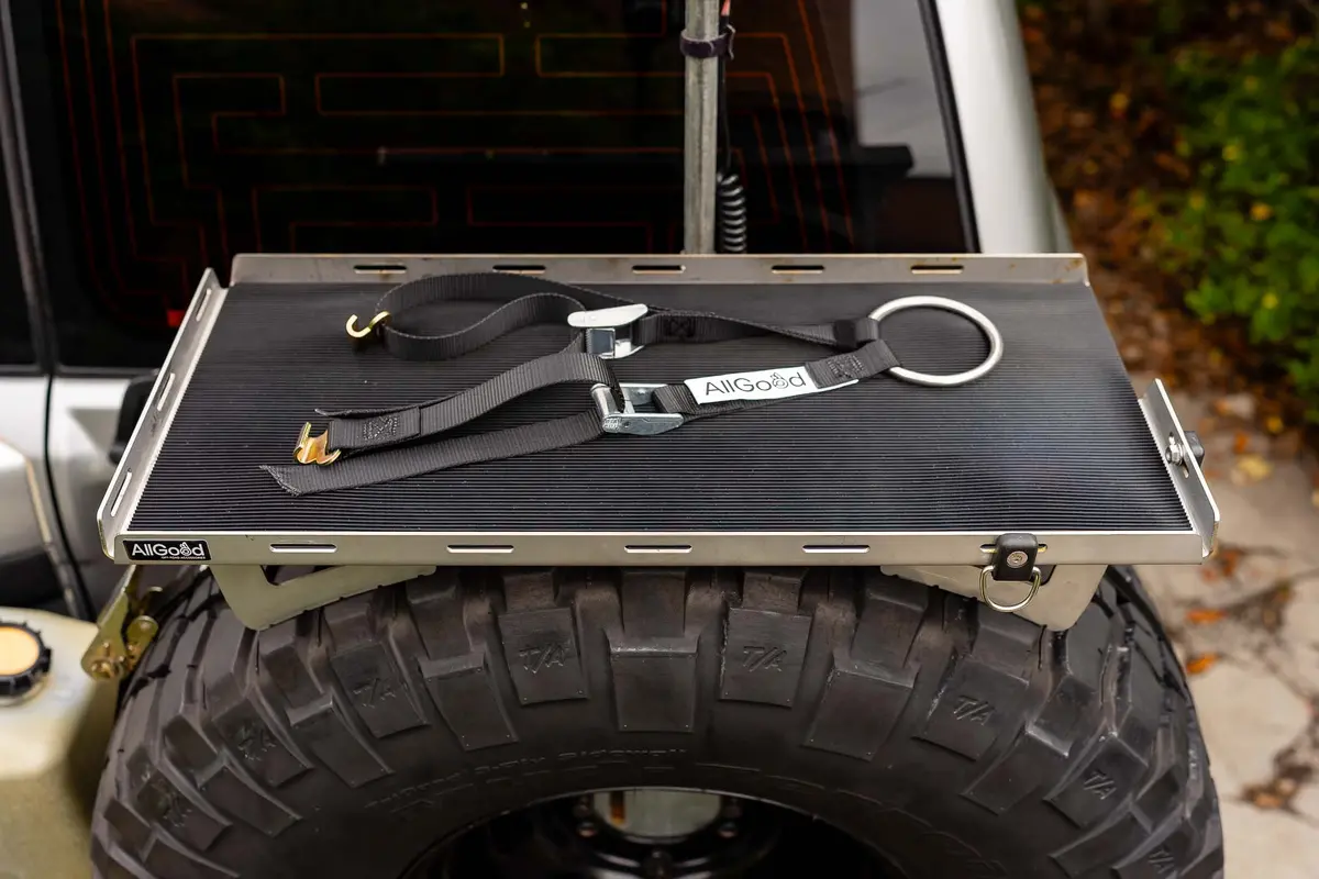 Gas Bottle Tie-Down Kit 2