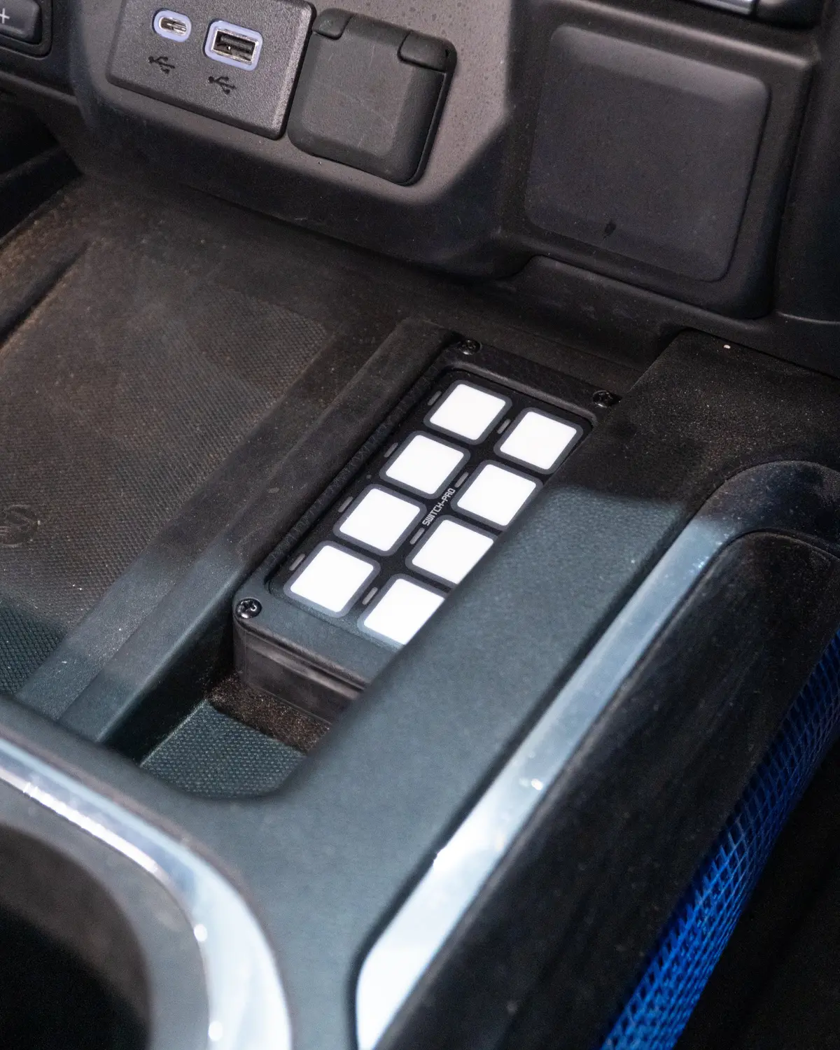 Mount For Switch Pros To Suit Chev 2500 1