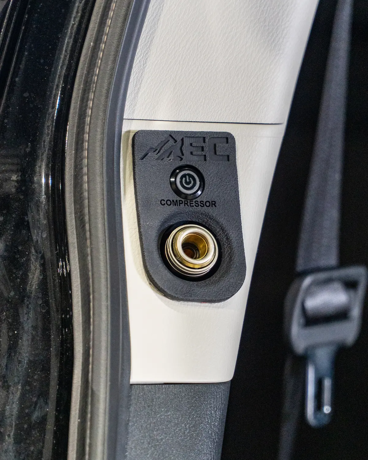Air Outlet To Suit Y62 Nissan Patrol Rear Pillar 1