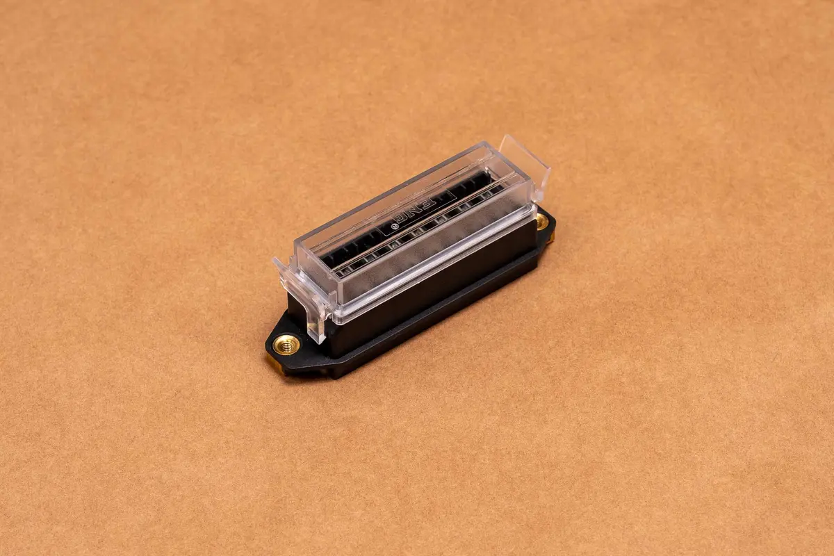 8-Way Fusebox (Pre-Wired) 2