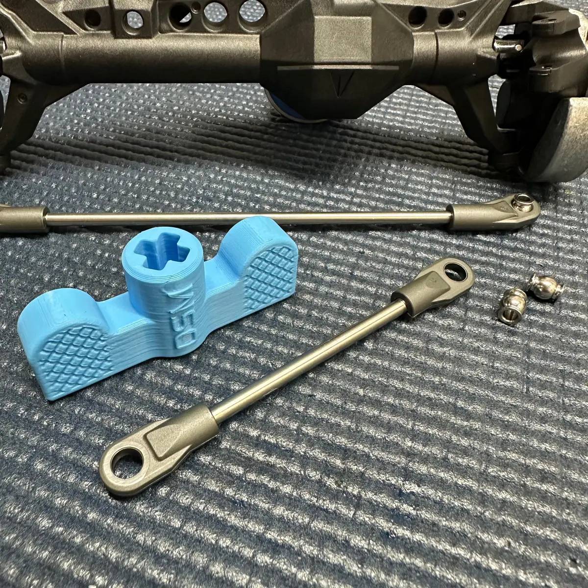 1/10 Scale Rod End Assembly Tool 1