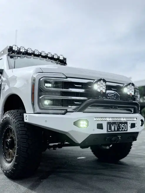 2023+ Offroad Creative Ford F250/350 Bull Bar 1