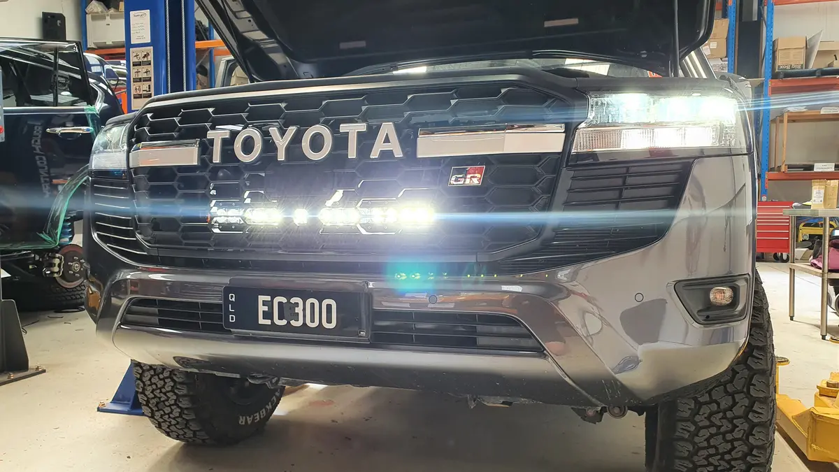 Behind Grill Light Bar Bracket To Suit 300 Series Landcruiser 1