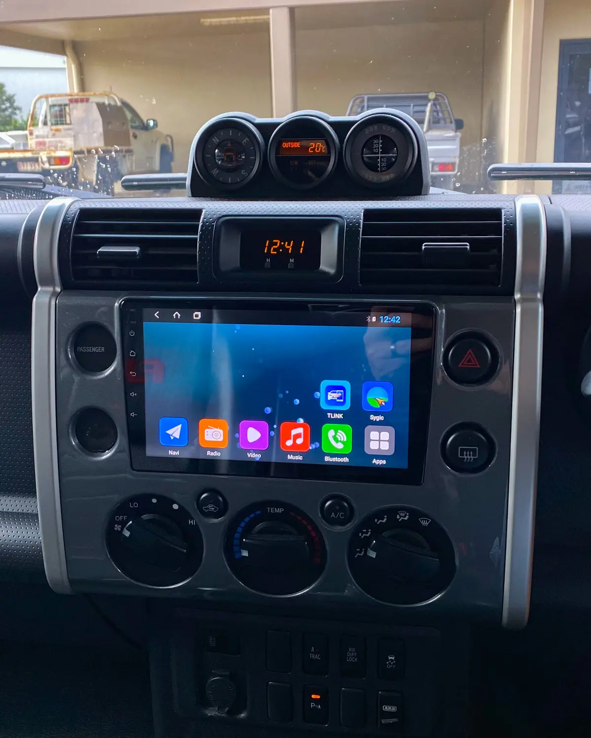10 Inch Android Headunit To Suit Toyota Fj Cruiser 1