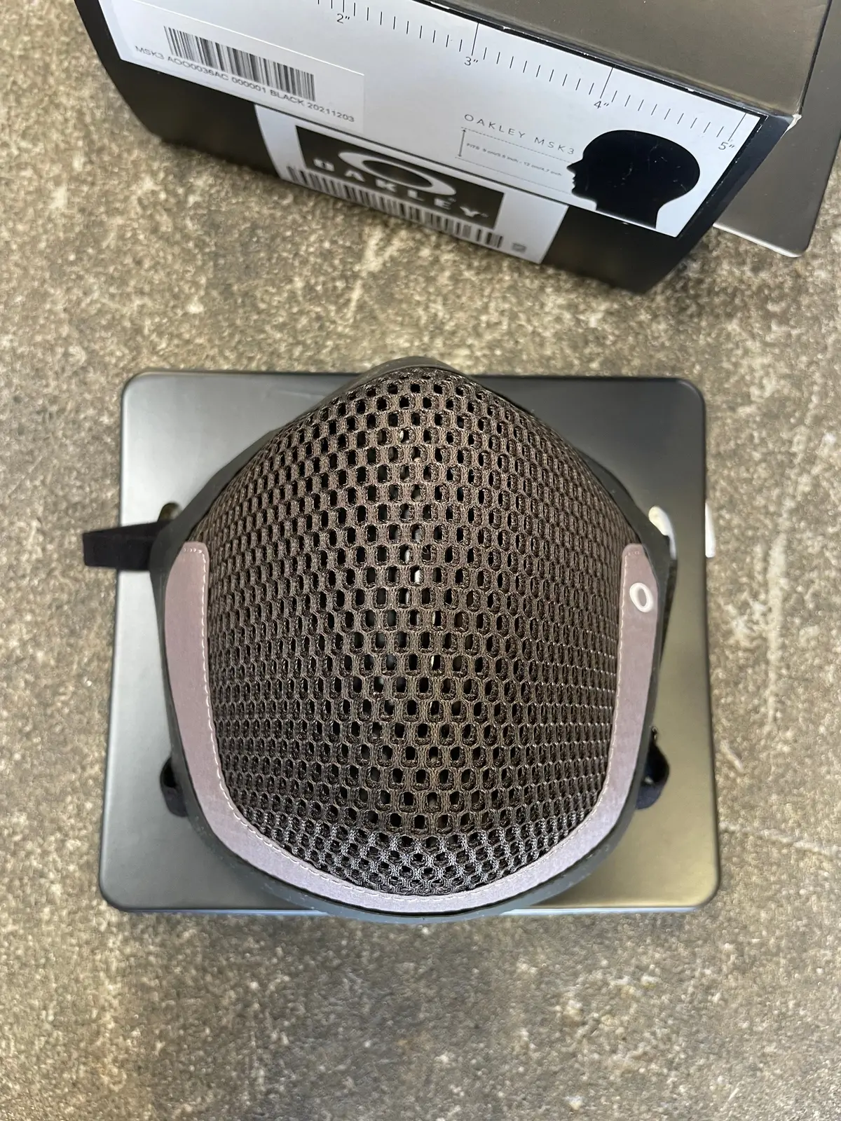 Oakley Msk3 Face Mask W/ 1 Disposable & 1 Reusable Filter 1