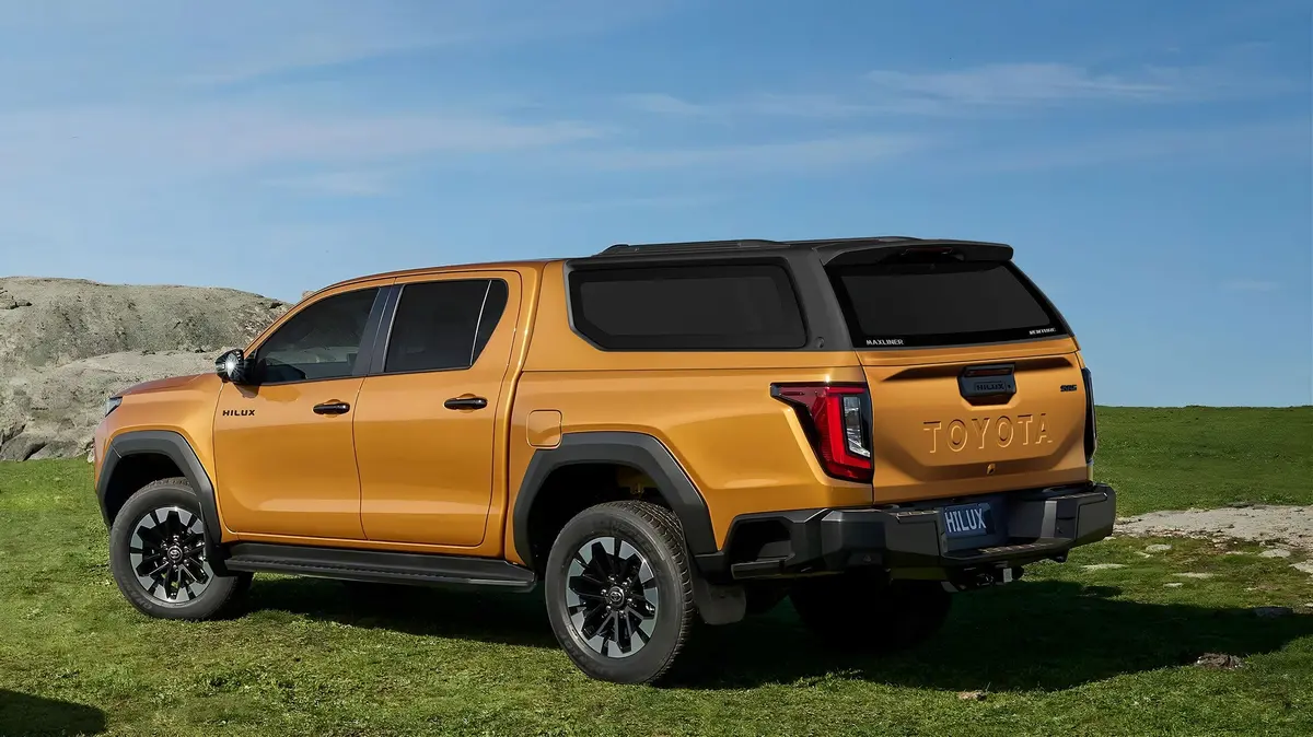 Maxliner Toyota Hilux 2026+ Gen Ii Venture Canopy 2