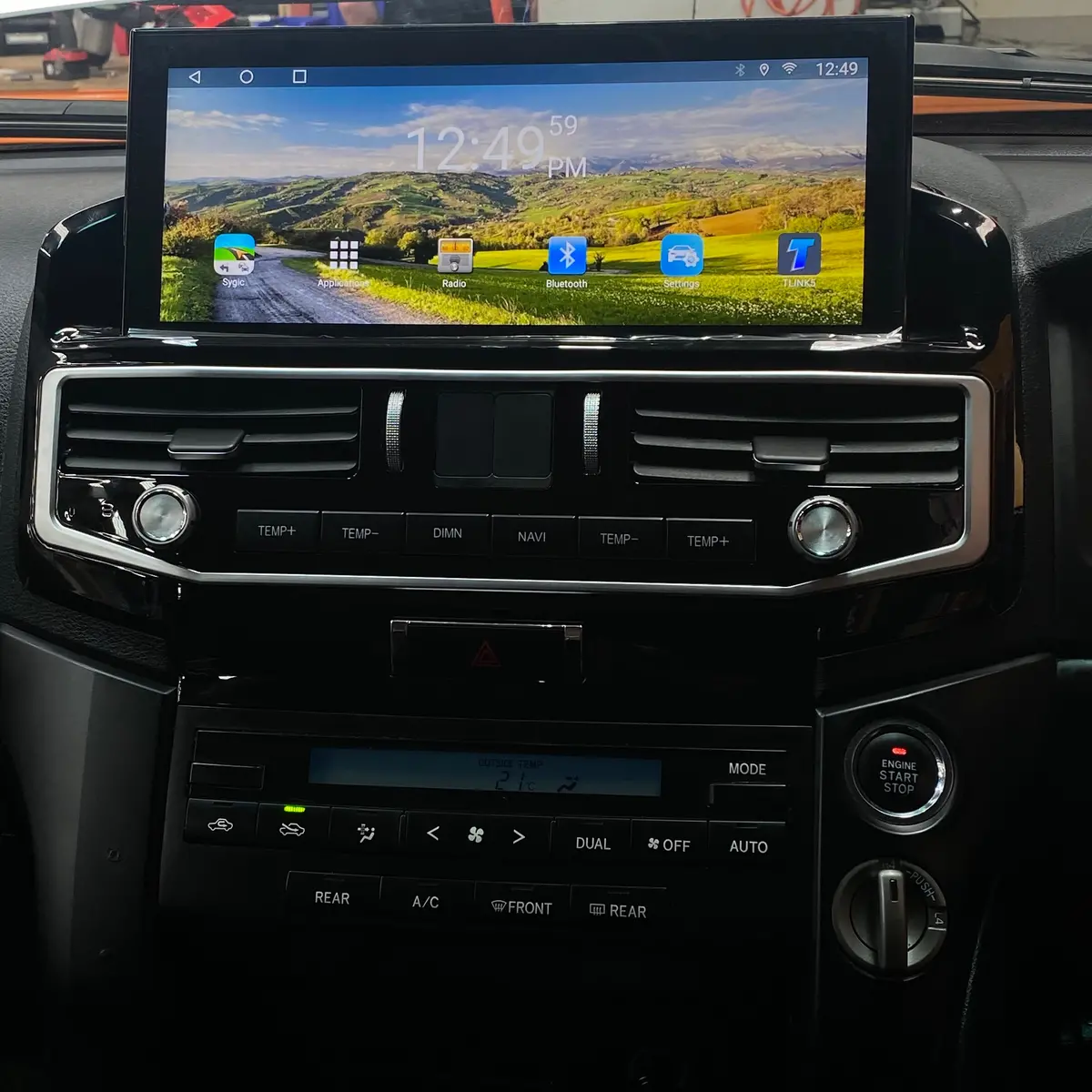 12.3 Inch Ec Offroad Head Unit To Suit Landcruiser 200 Series Gxl/Vx/Altitude 2008-15 2
