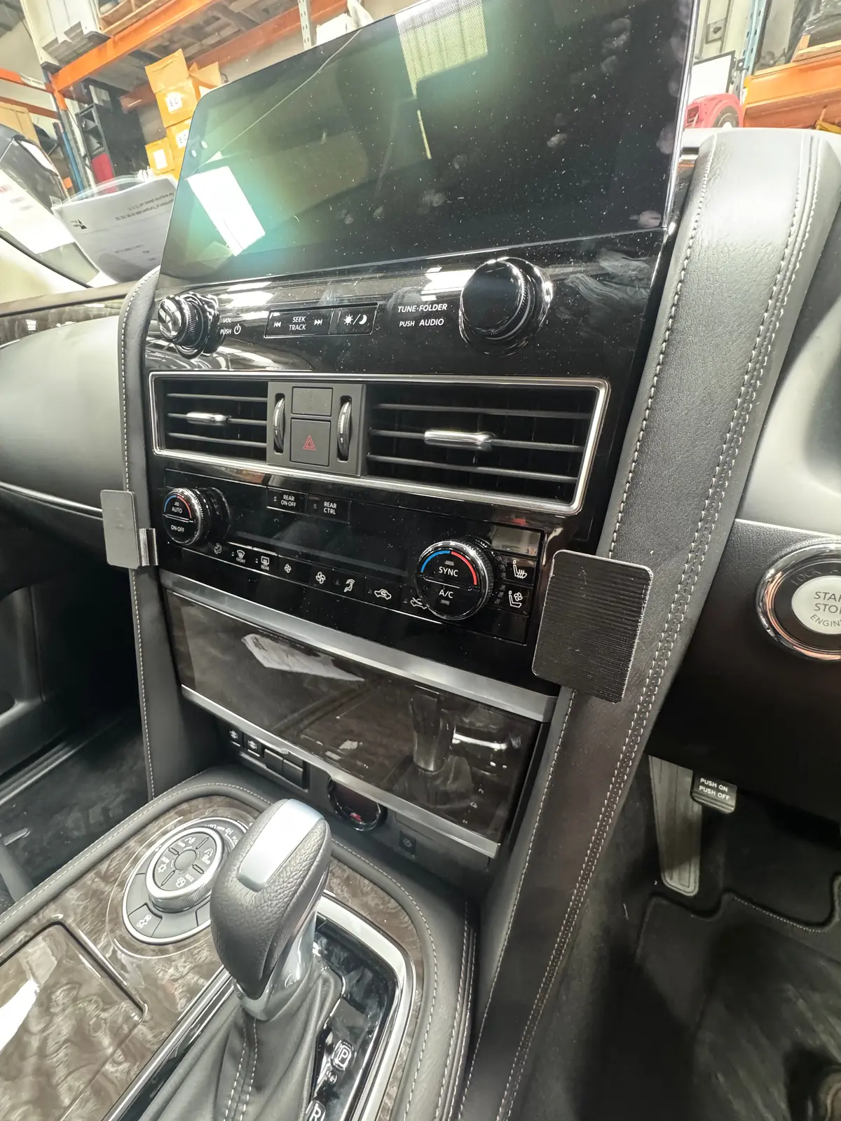 Universal Mount To Suit Y62 Nissan Patrol 2025+ 1