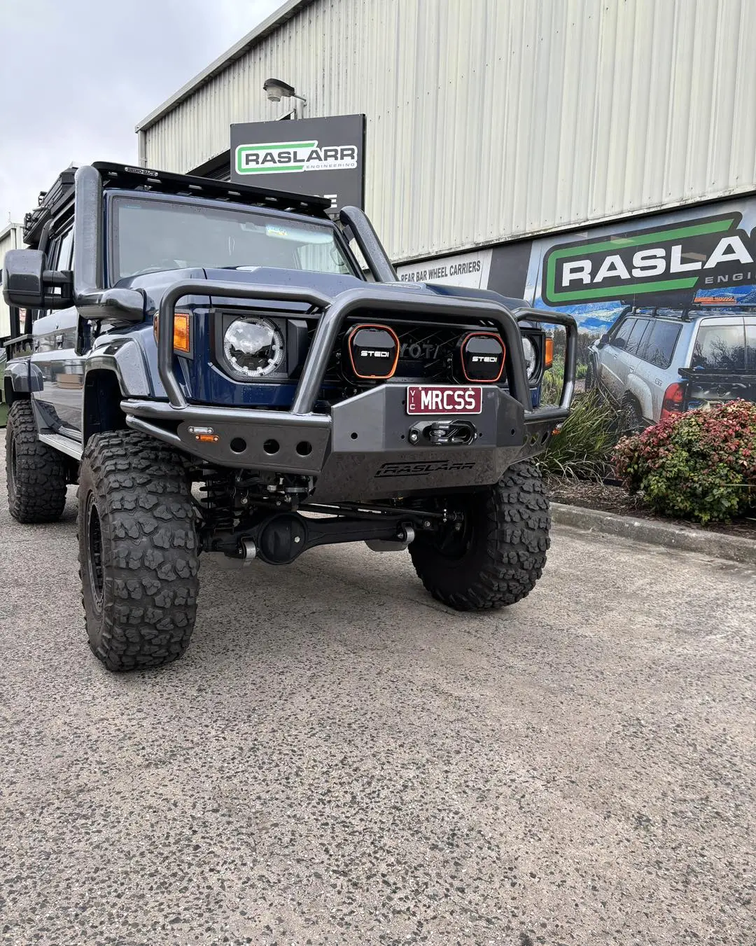 70 Series Facelift Azza Bar 1