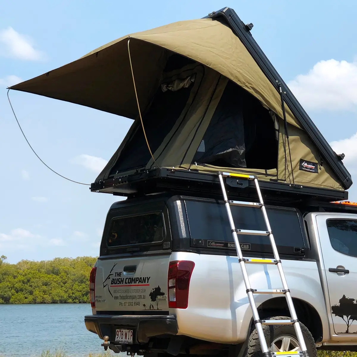 Ax27™ Clamshell Rooftop Tent 1