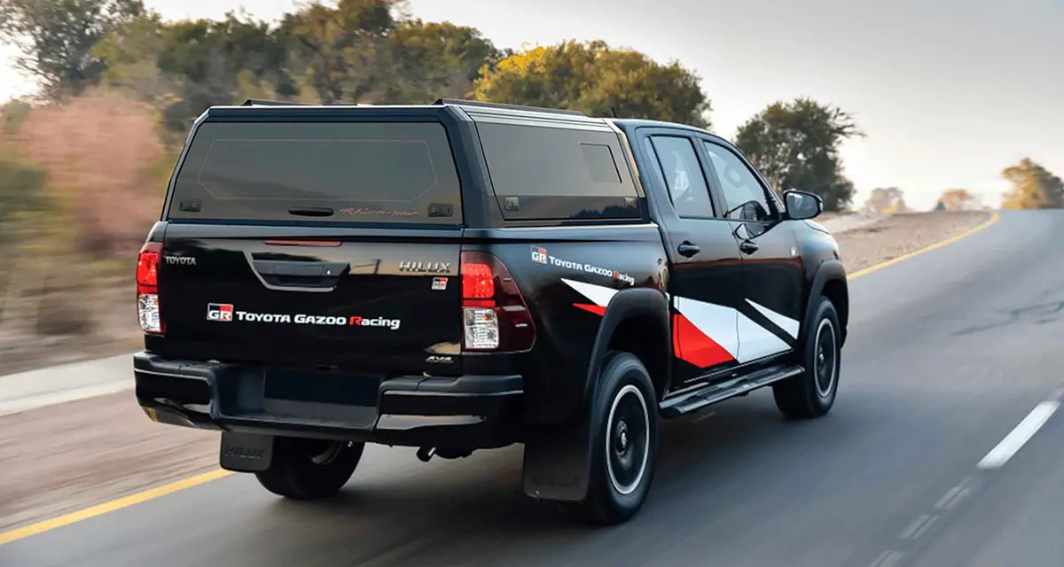 Toyota Hilux 2015-On Dual Cab Caprax Canopies By Rhinoman 3