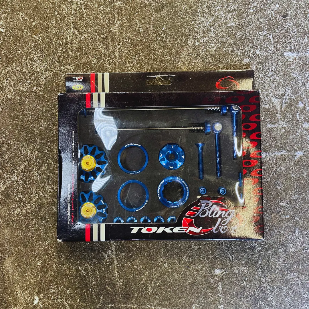 Token Bling Box Black 2
