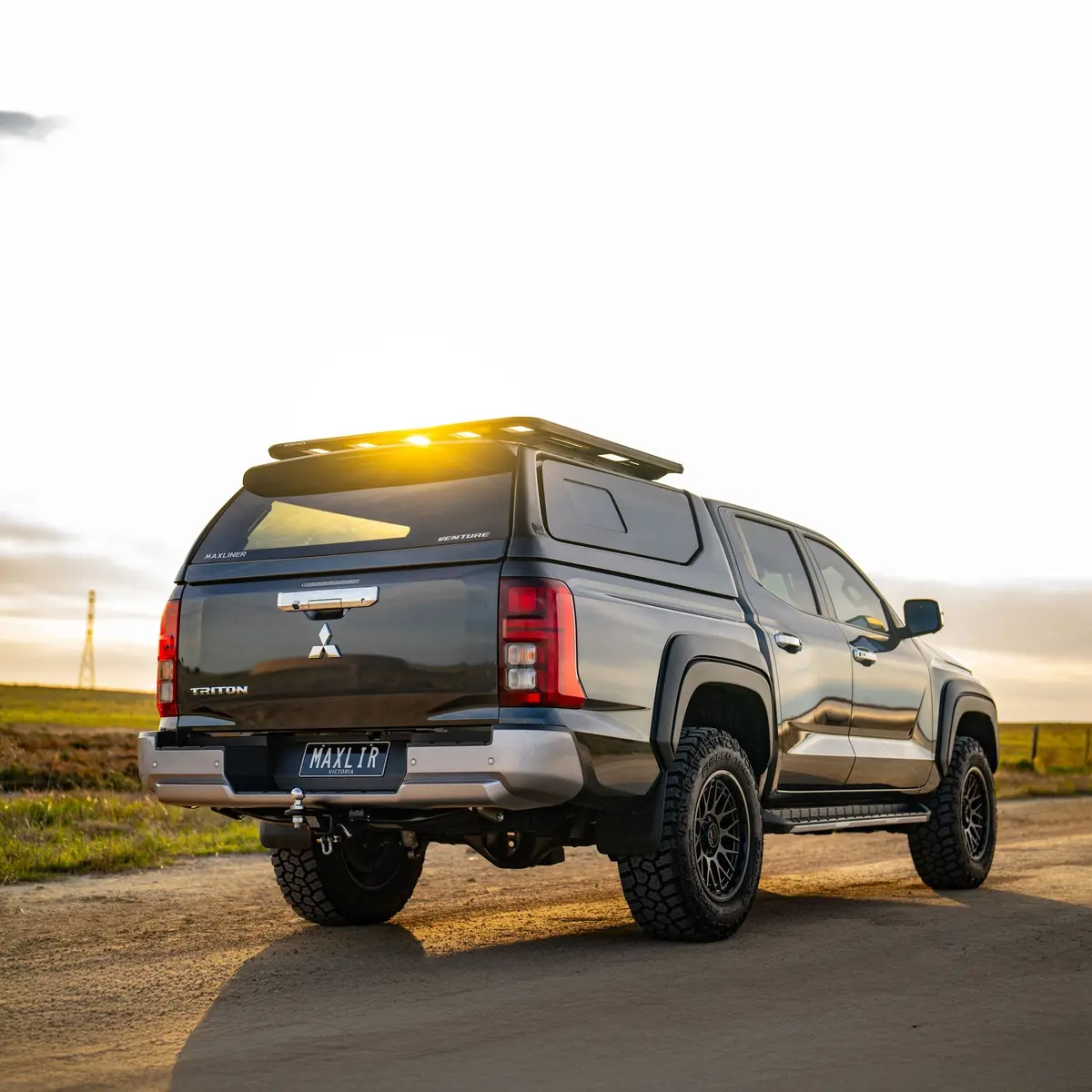 2024+ Mv Mitsubishi Triton Gen Ii Venture Canopy 1