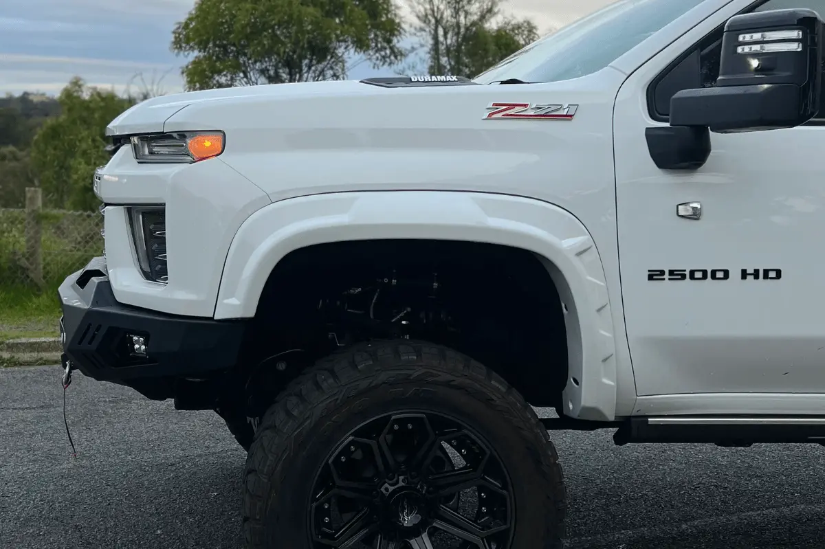Bushwacker Chevy Silverado 2500Hd 2020+ Drt Style Flares 1