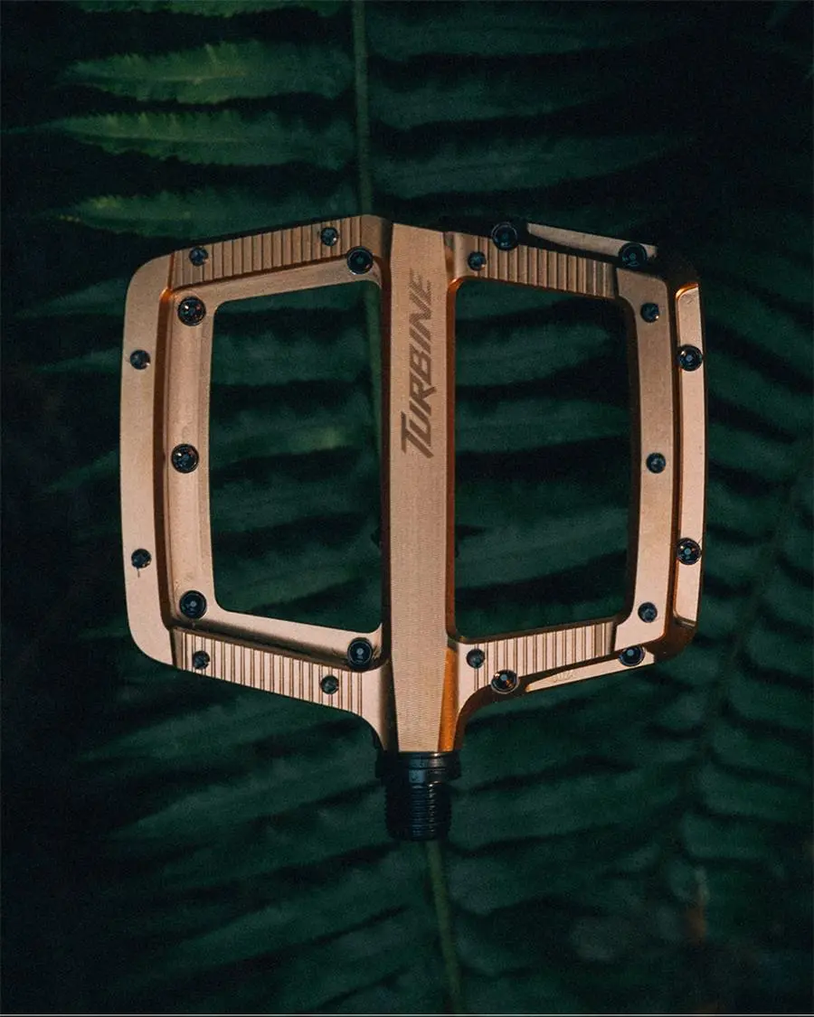 Race Face - Turbine Pedals 1