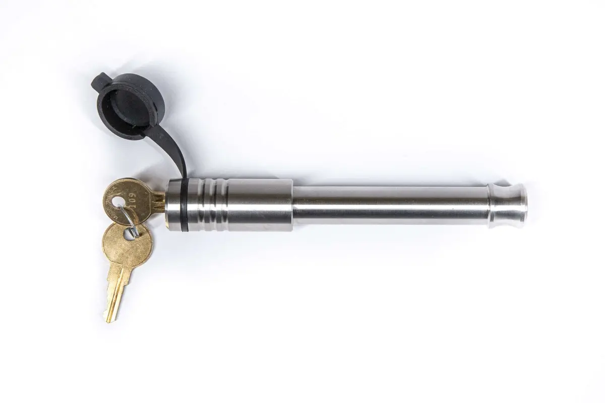 Factor 55 Hitch Pin Locking 1