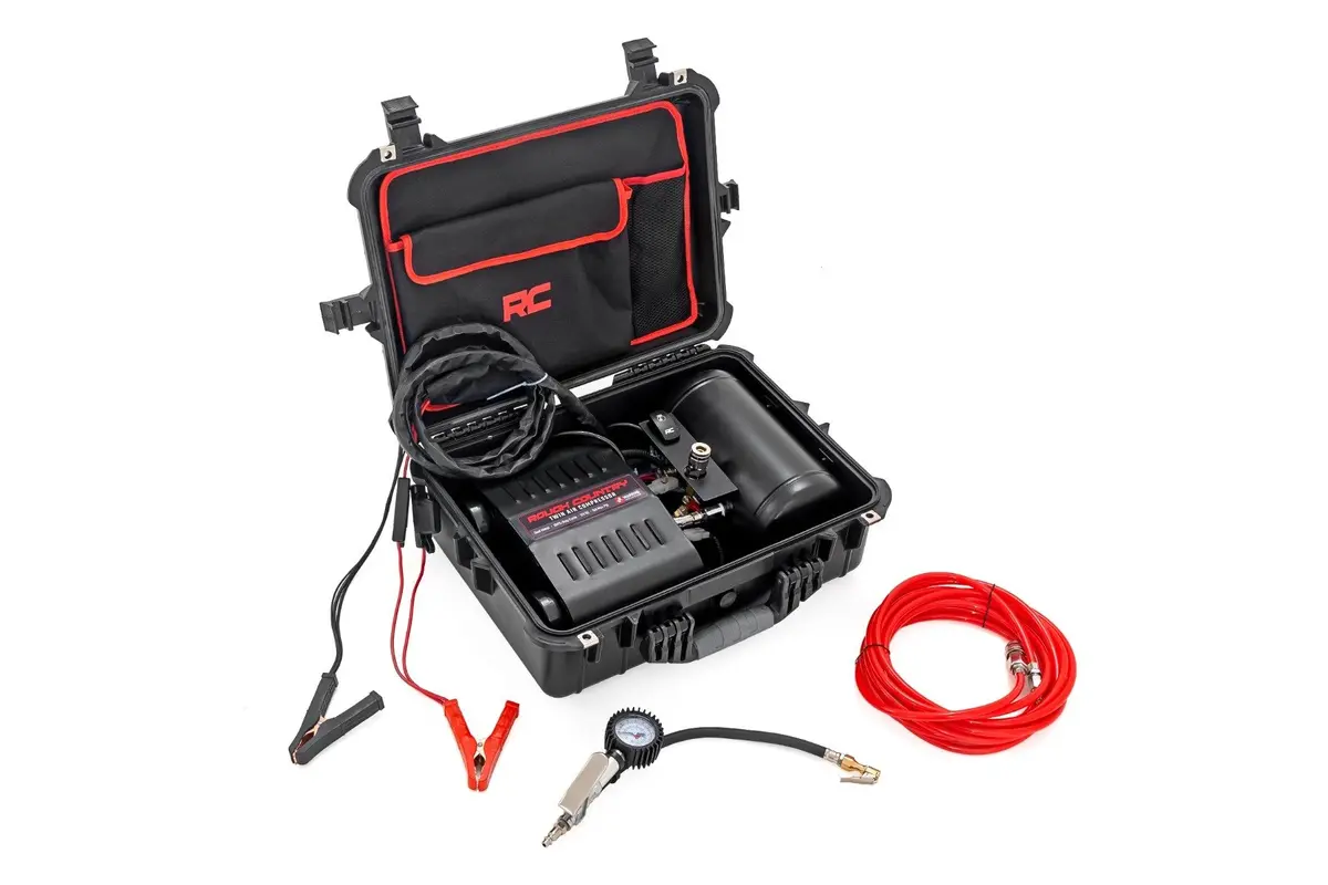 Portable Twin Motor Air Compressor W/Carry Case | 12 Volt | 150Psi | 6.16 Cfm 1