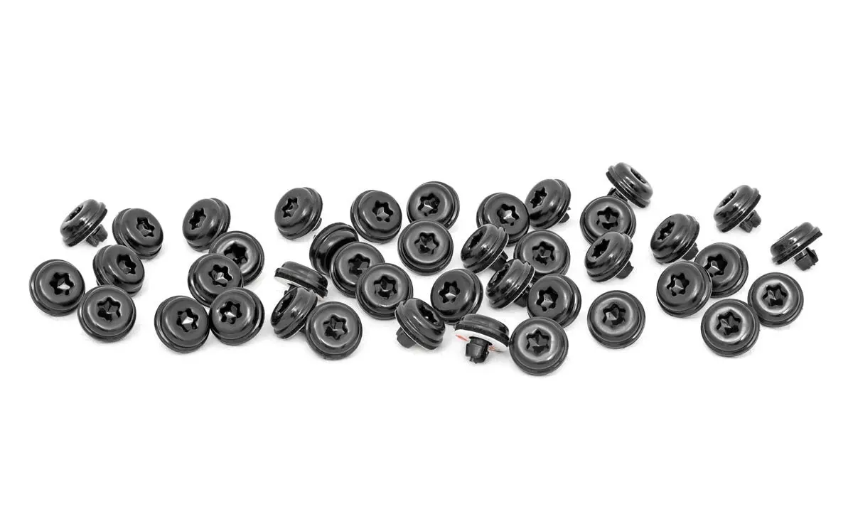 Rivet Kit For Fender Flares | Black 1
