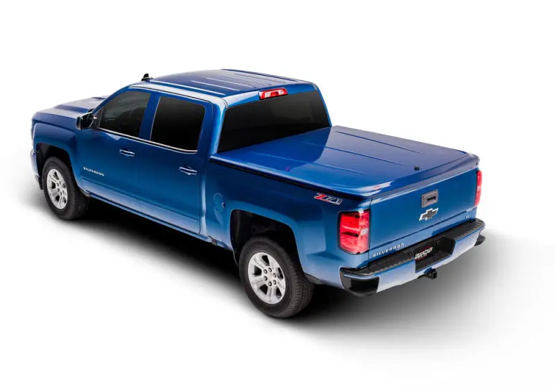 Undercover Lux Tonneau Cover For 2014–2020 Toyota Tundra 5.5-Foot Bed – Bright Red Finish 1
